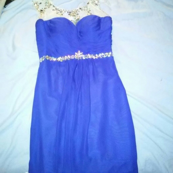 Dress - Picture 1 of 2